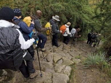 vers  notre Premier arrêt  chemin inka
